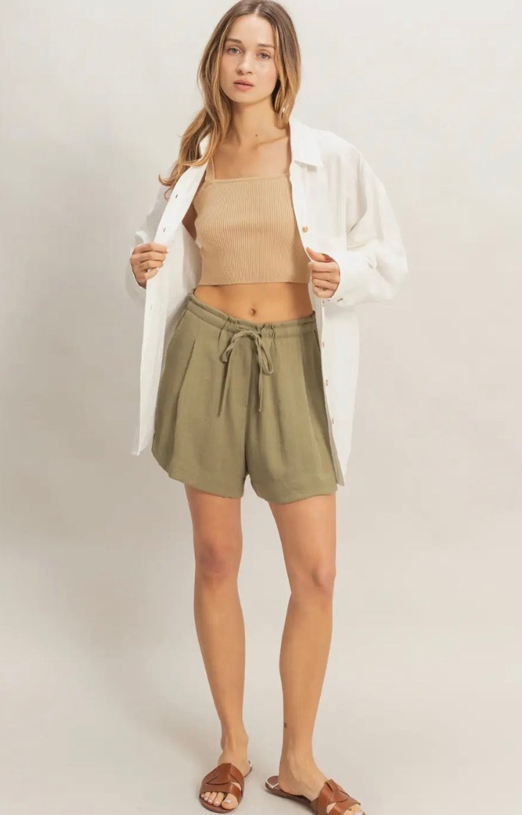 Drawstring Pleated Shorts