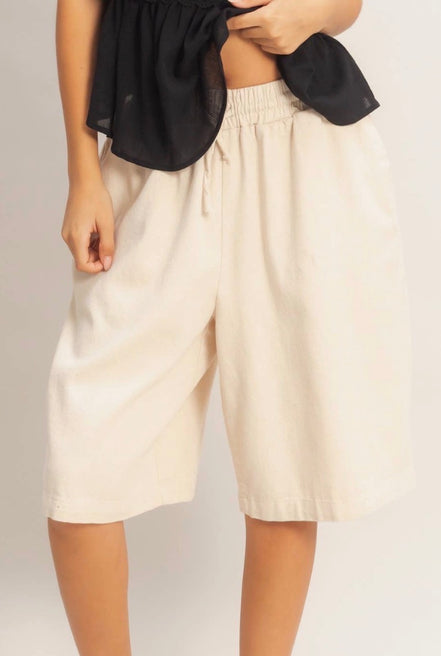 Oat Bermudas