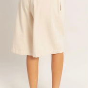 Oat Bermudas