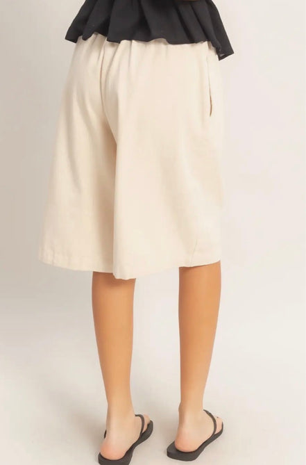 Oat Bermudas