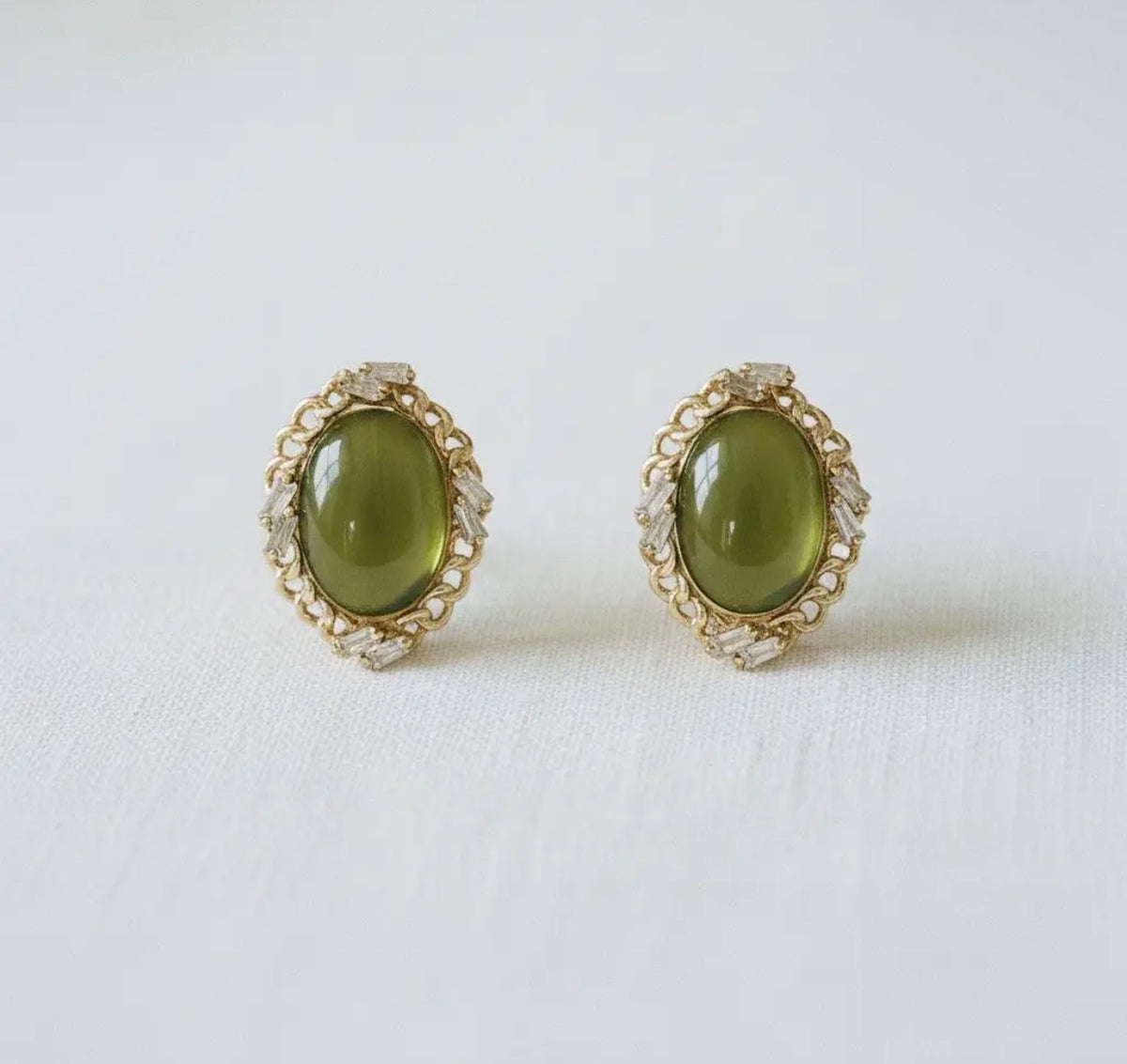 Cats Eye Studs