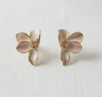 Magnolia Studs